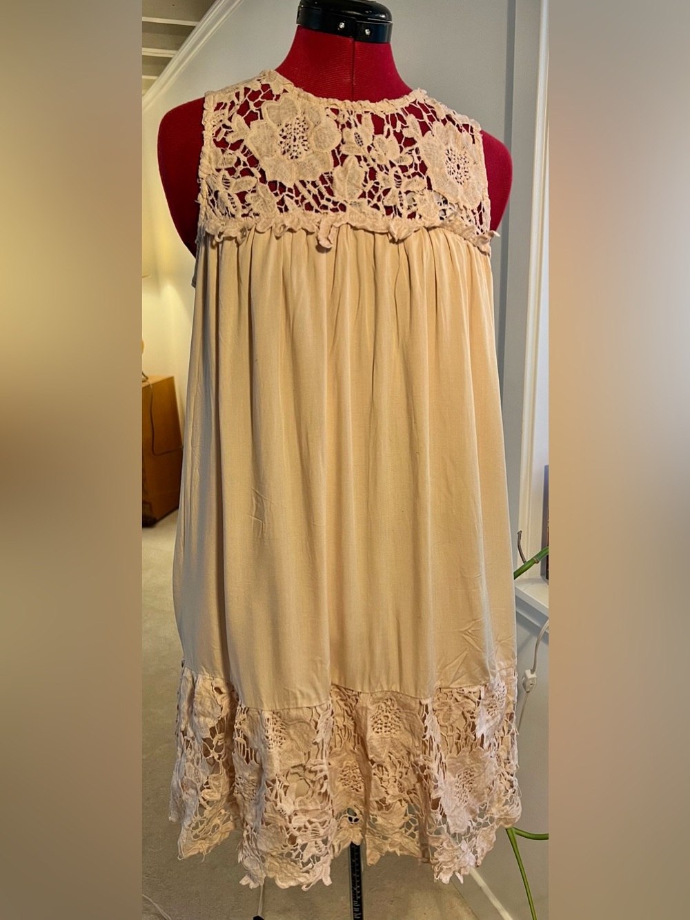L Love Peach lace Yoke & Hem Sleeveless Dress